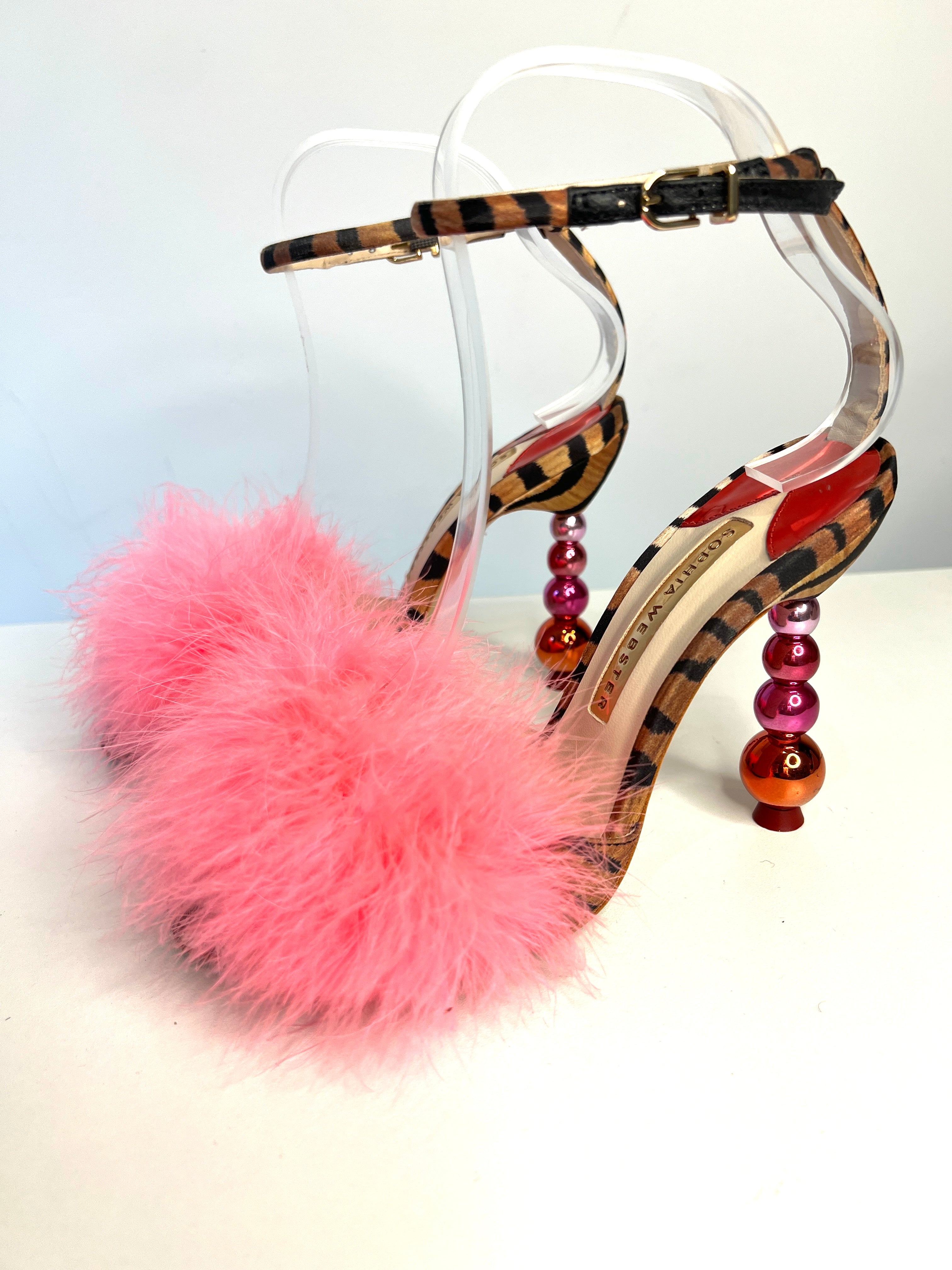 00302A45-55B7-4242-BD3B-73635265B558