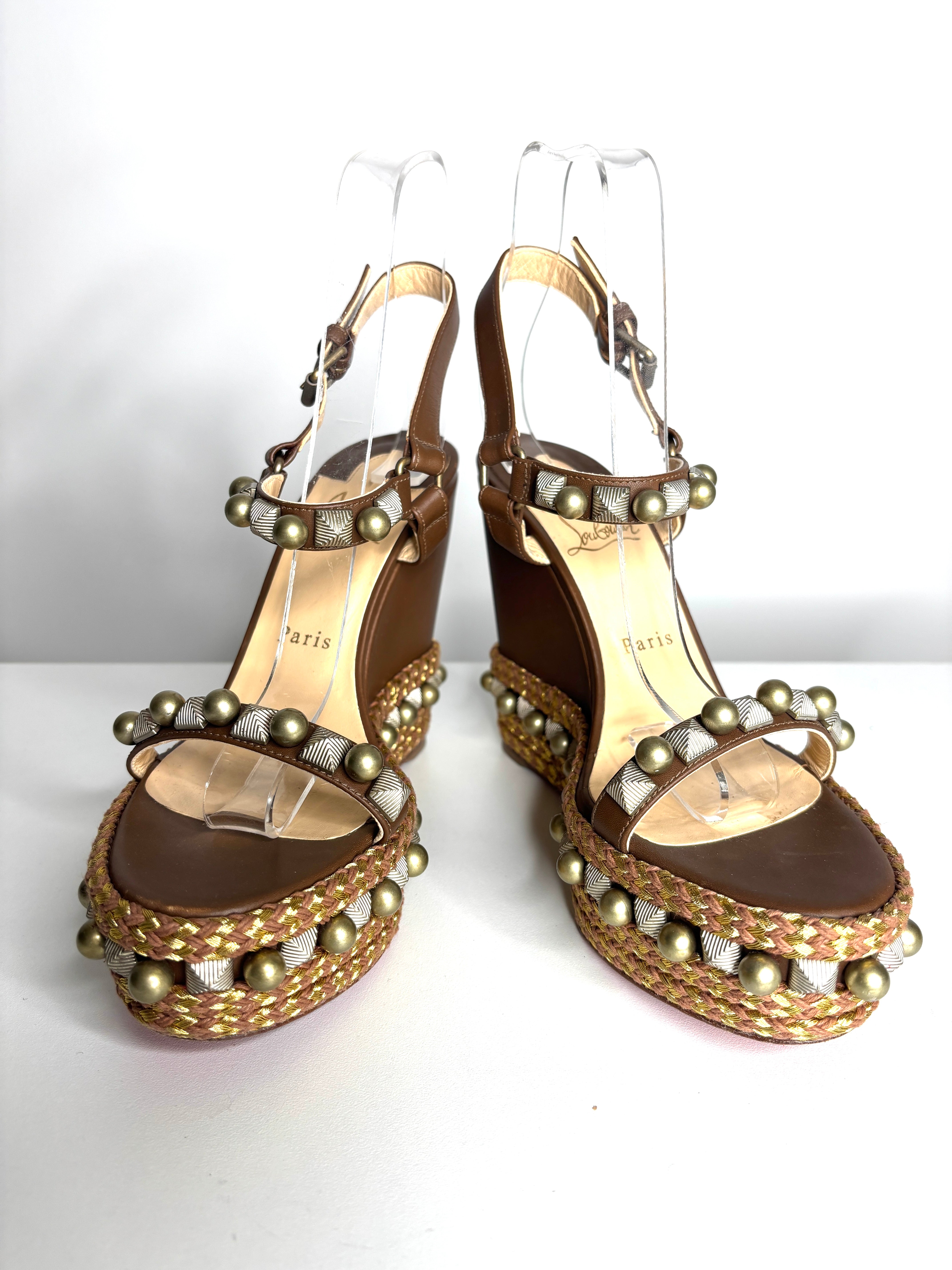 22272CCC-51E3-4E7C-A2CA-6A7035291BA0