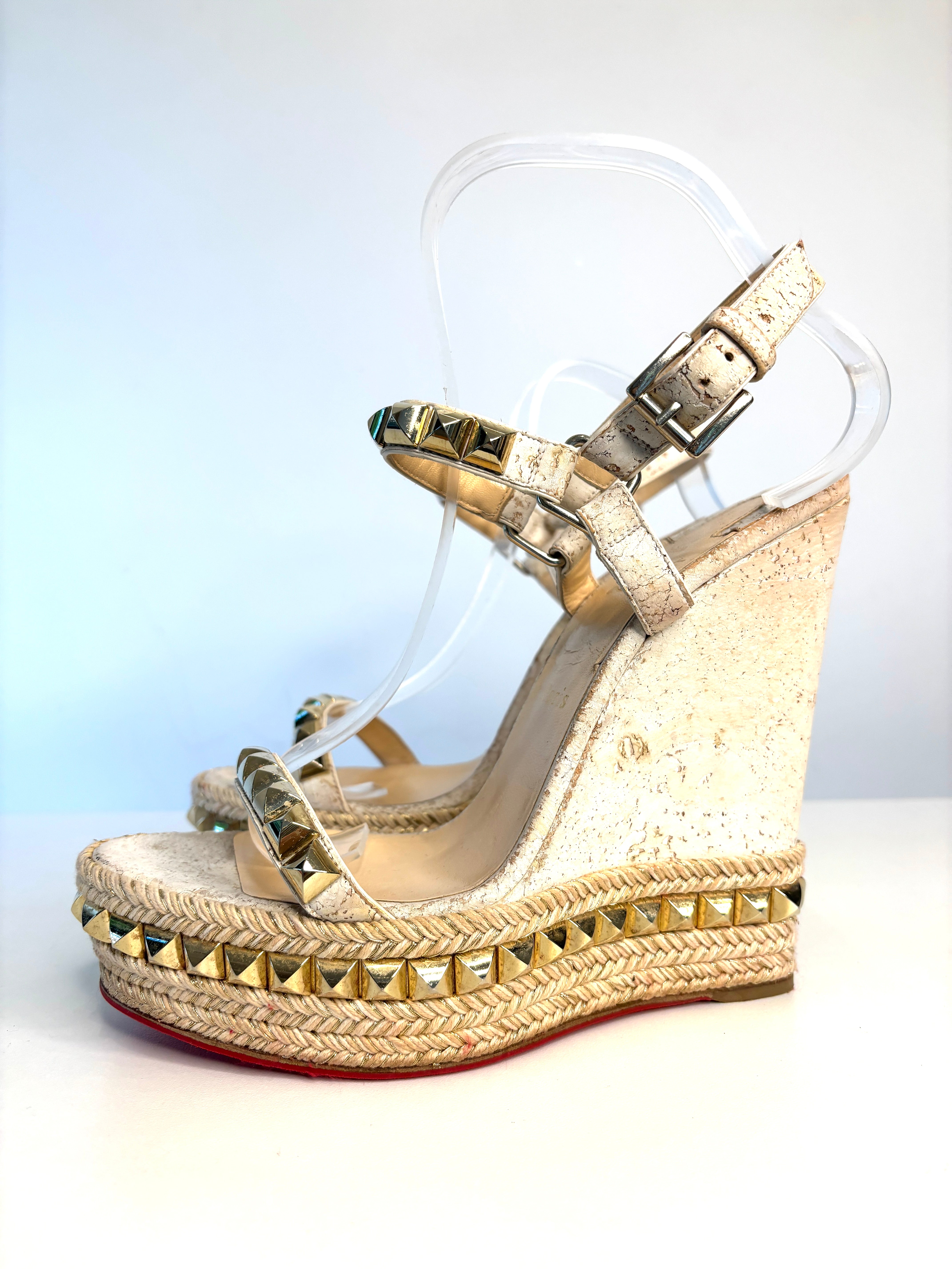 3C439C00-CD8F-404B-9F23-2429A6E3EBD4