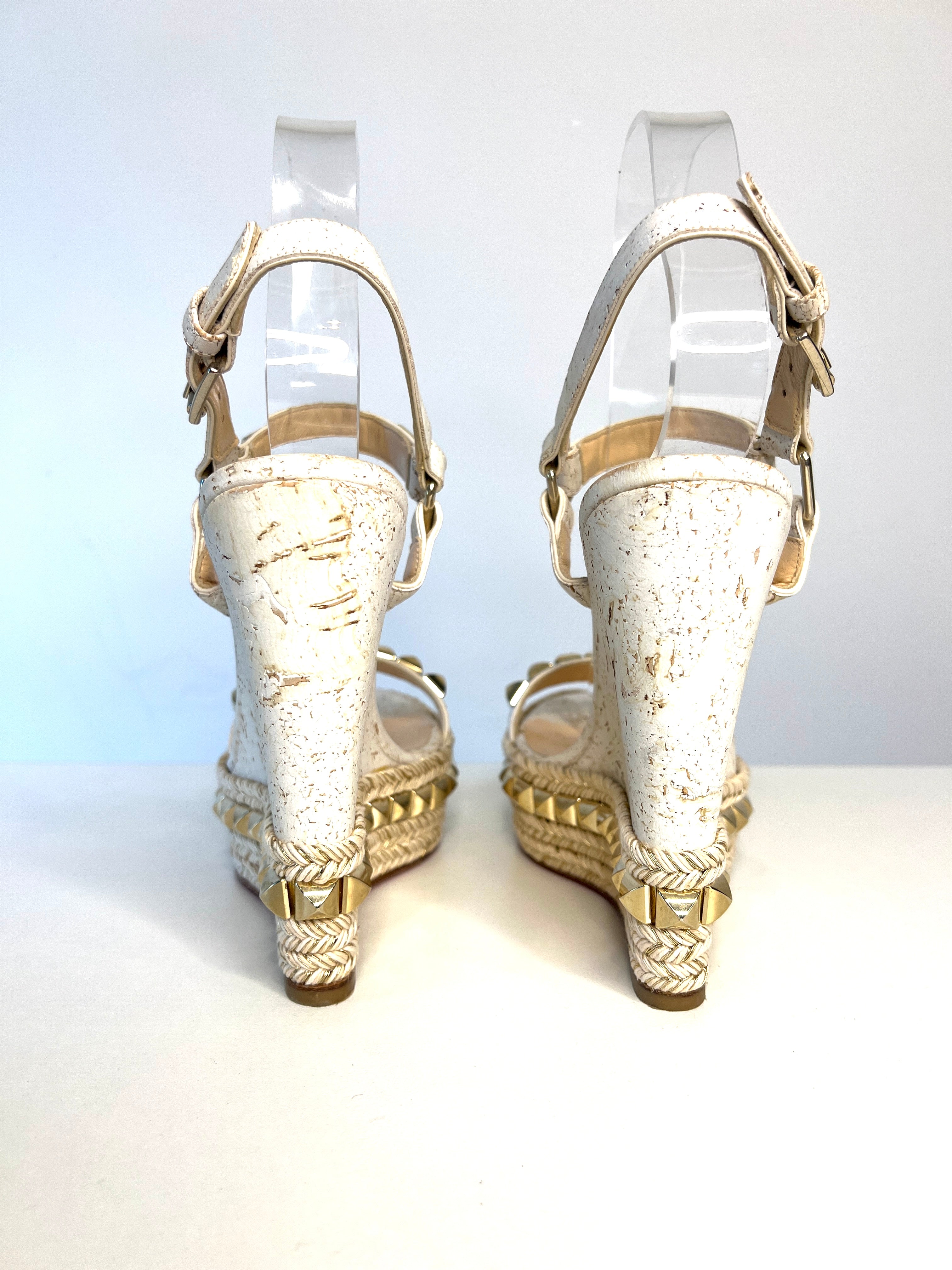 4AFC92BF-F219-4E7E-BA66-75A97CEBA959