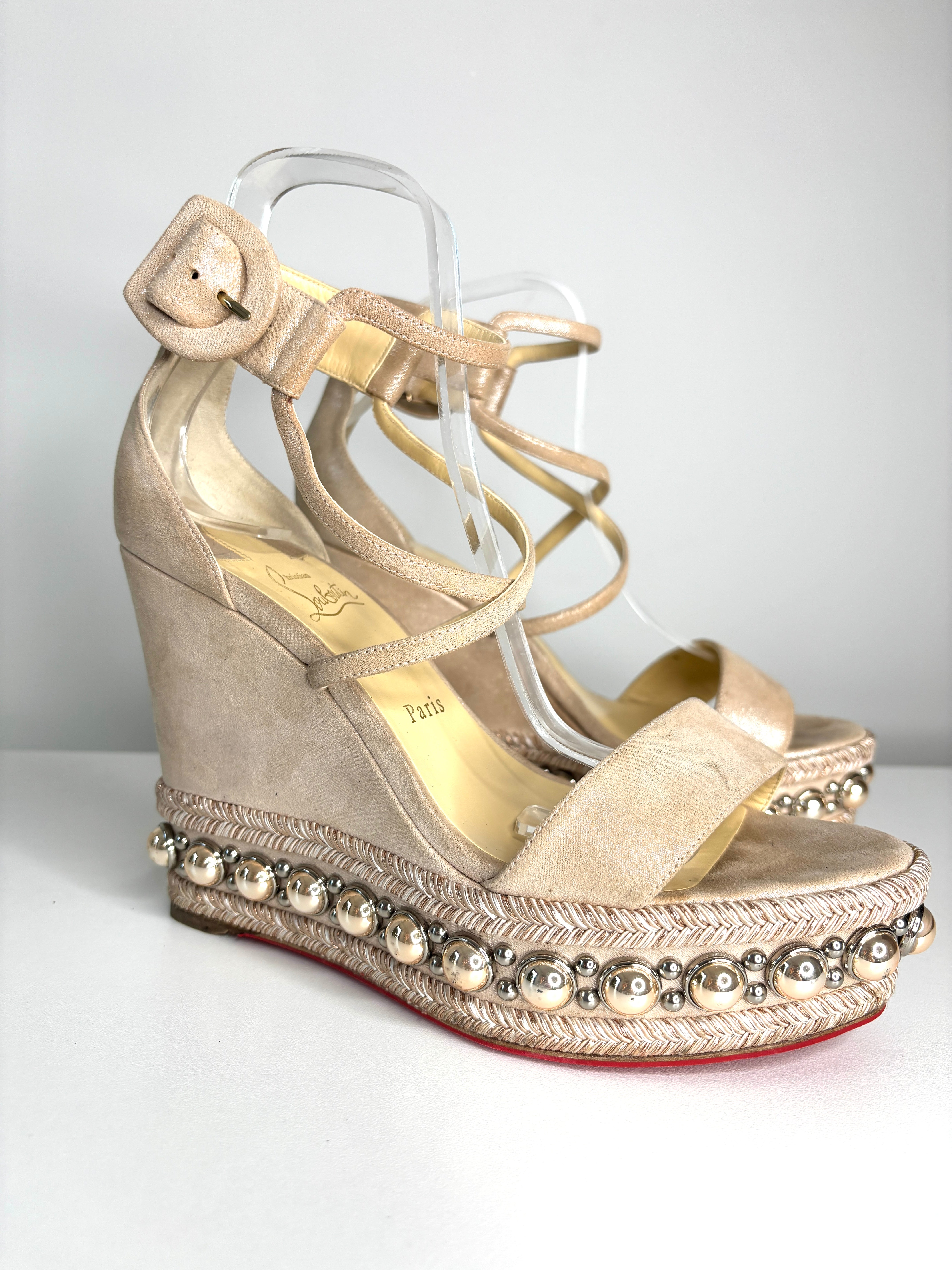 57B8F7B4-1340-48AC-97CB-2E1737E76EBF