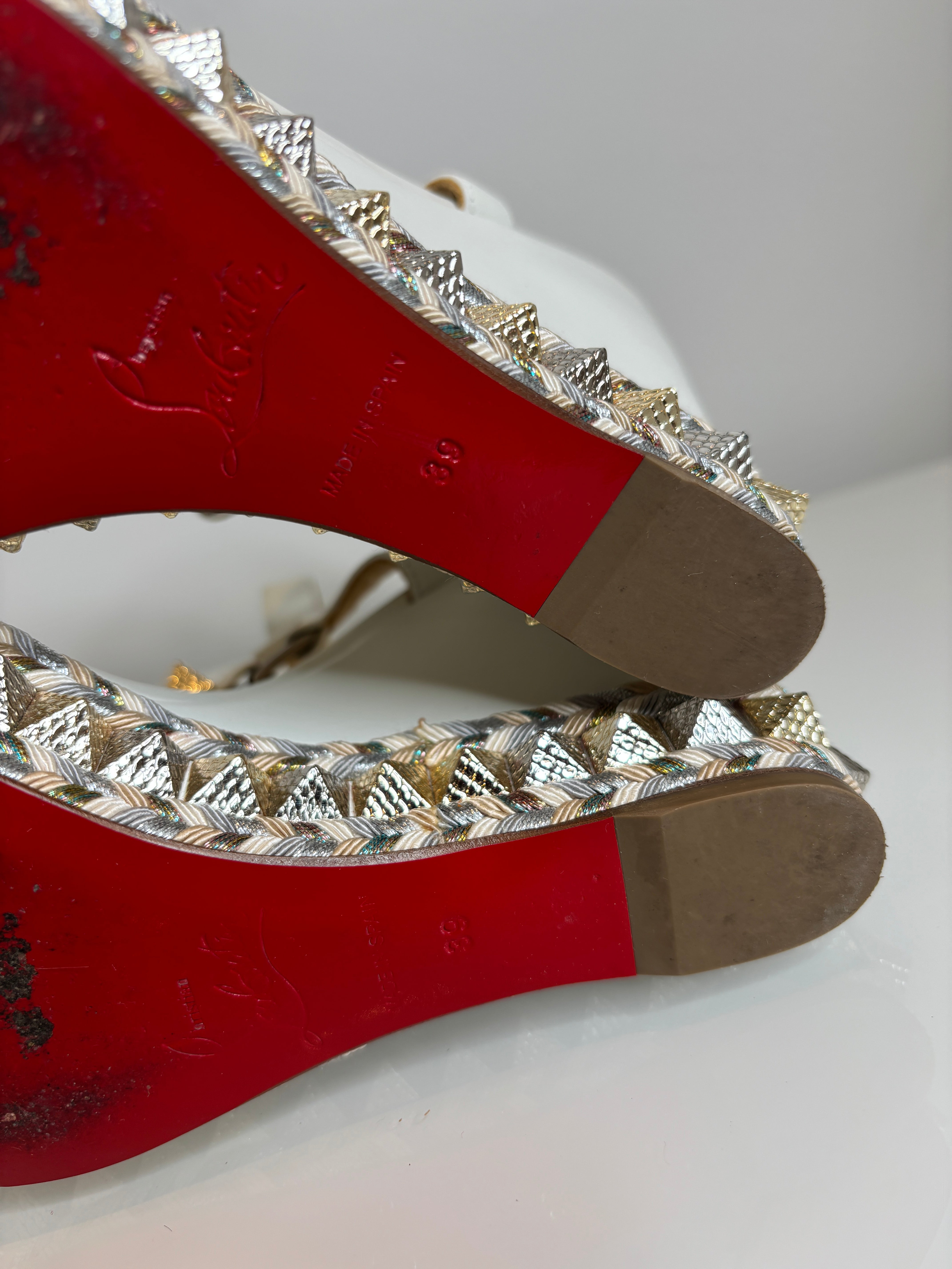 5FF79A5A-E415-46D0-89C9-17CEFC6B5C17