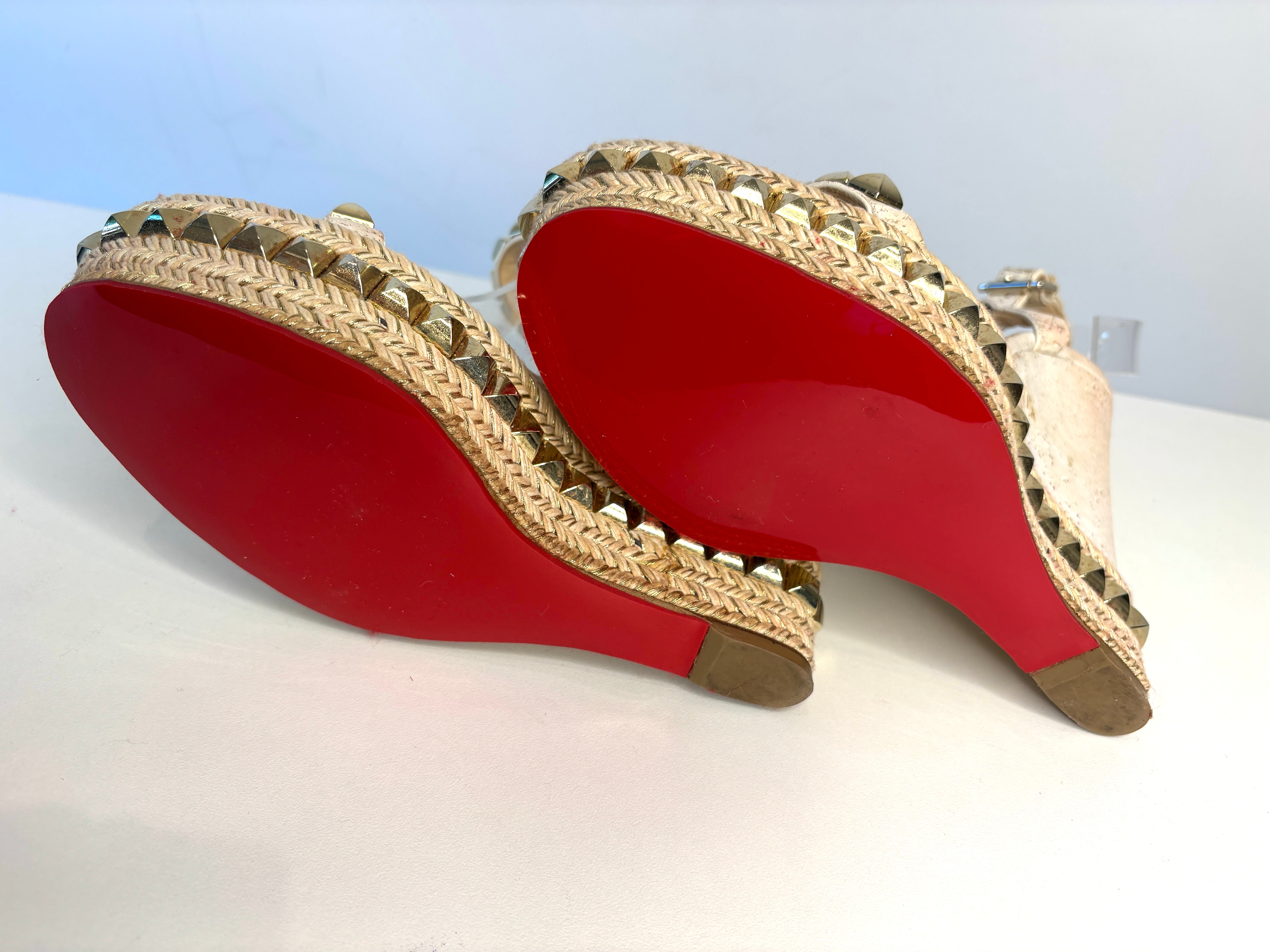 6C0D0006-4F3E-452E-BAAE-280389044A24