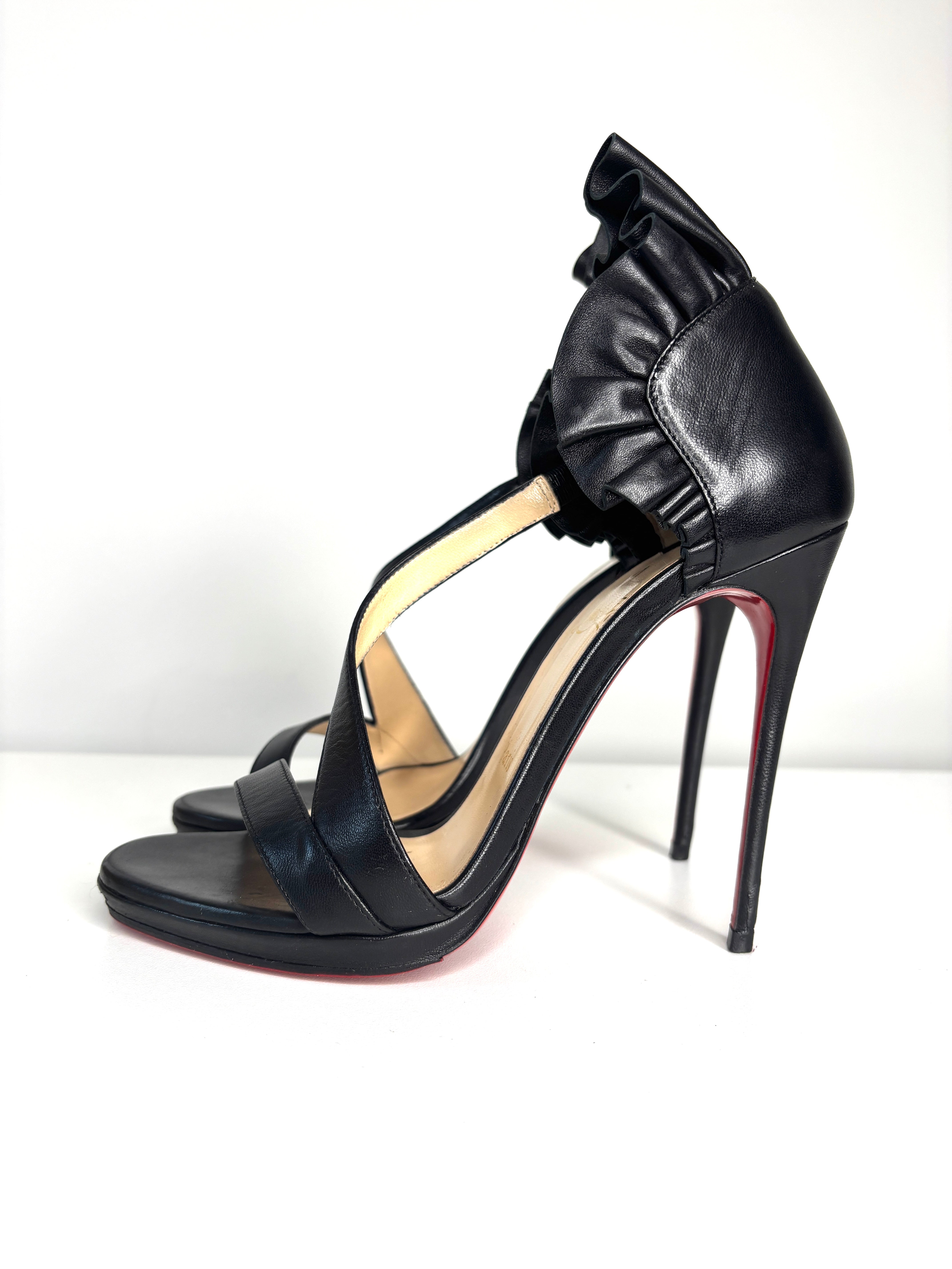 70E301F6-4A39-43CB-8308-71DEC7B44A2D