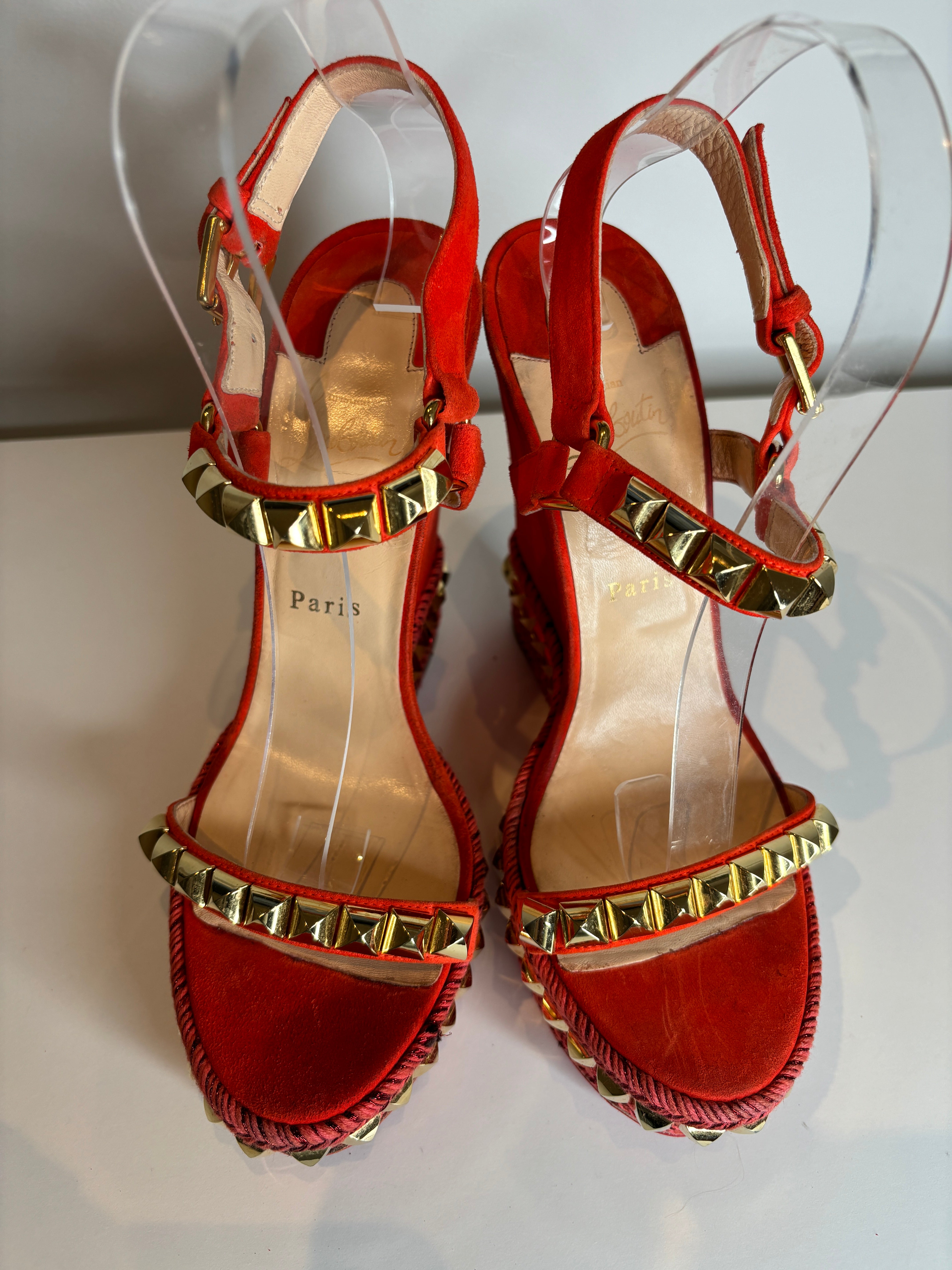 75F4B61E-1848-40F3-ACEA-2946BEF296F7