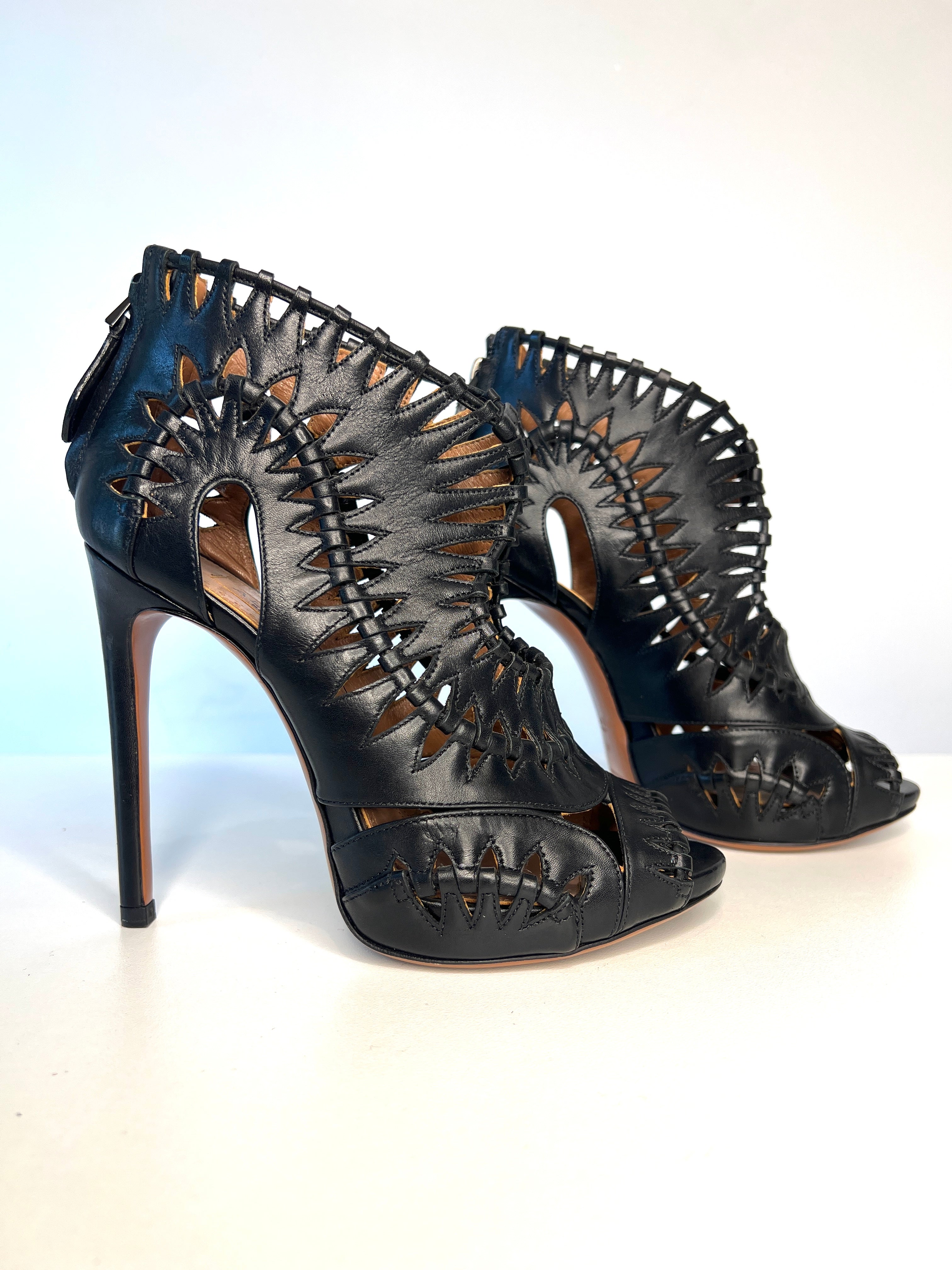 78ECF4B6-7932-4110-B98C-36F78B9D3A07