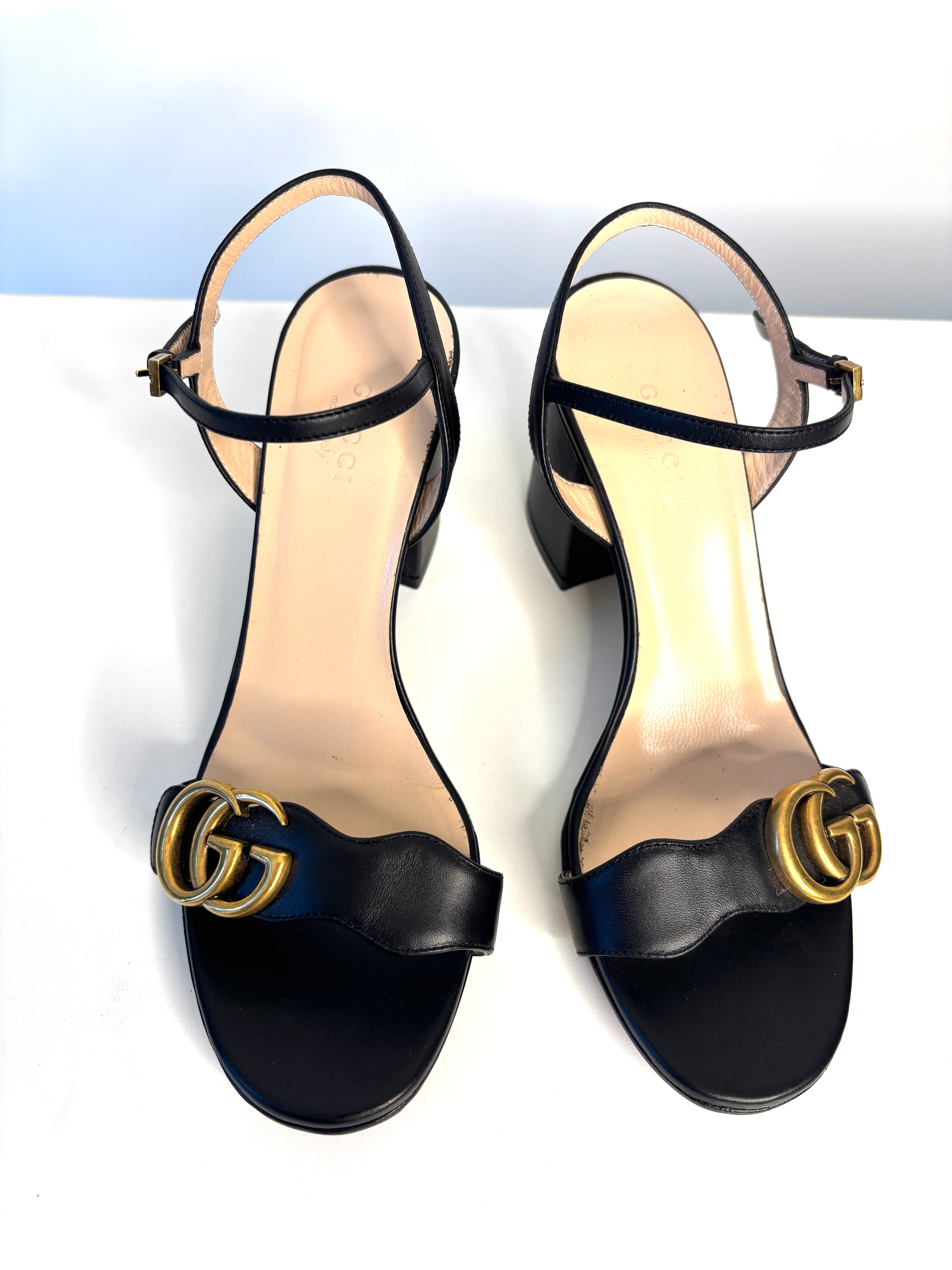 7F6E0277-8BBB-4088-BE3A-FD65F00A7C9F