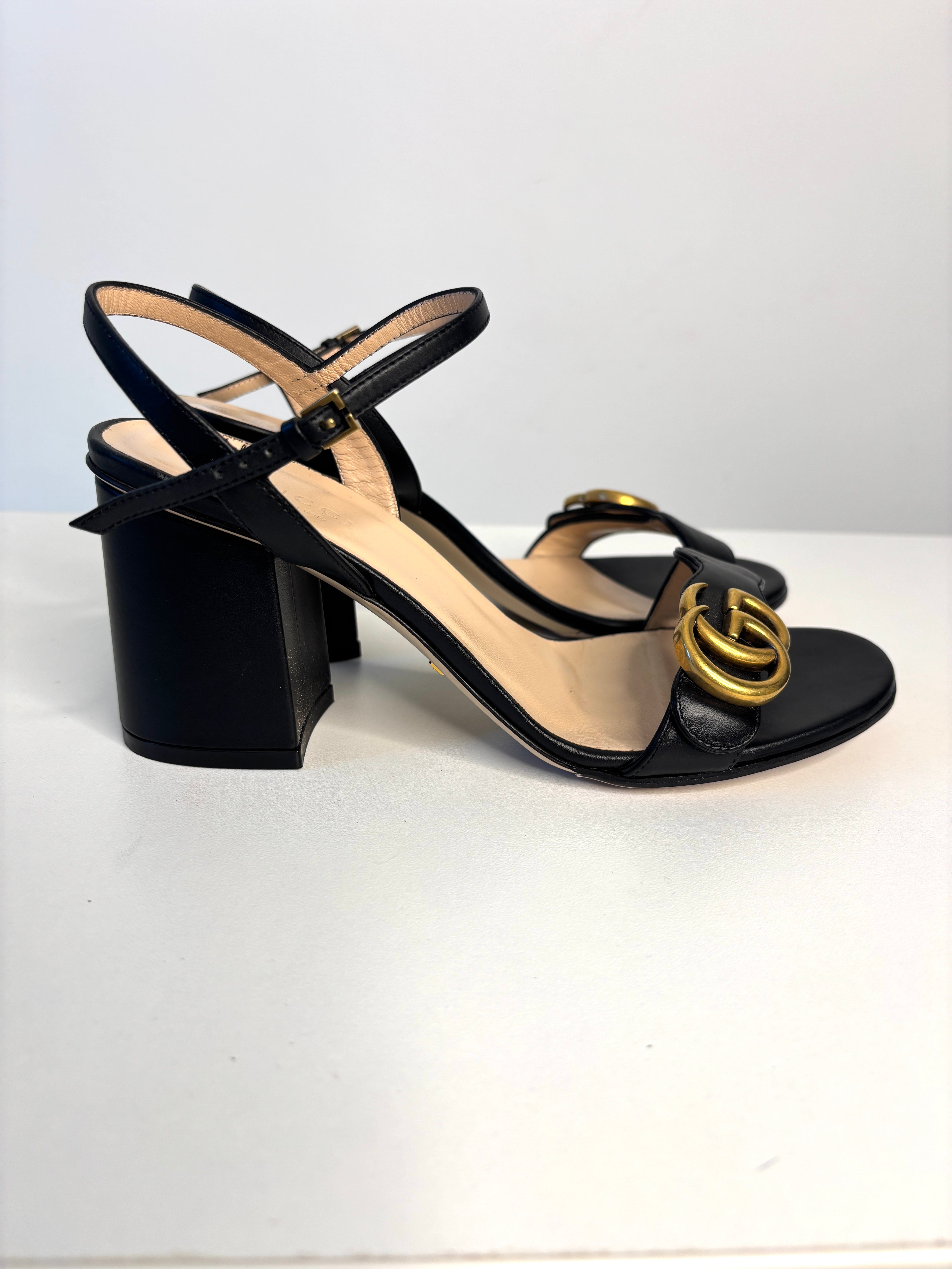 8349745F-6BB3-449F-9A3A-F68AF30F9C58