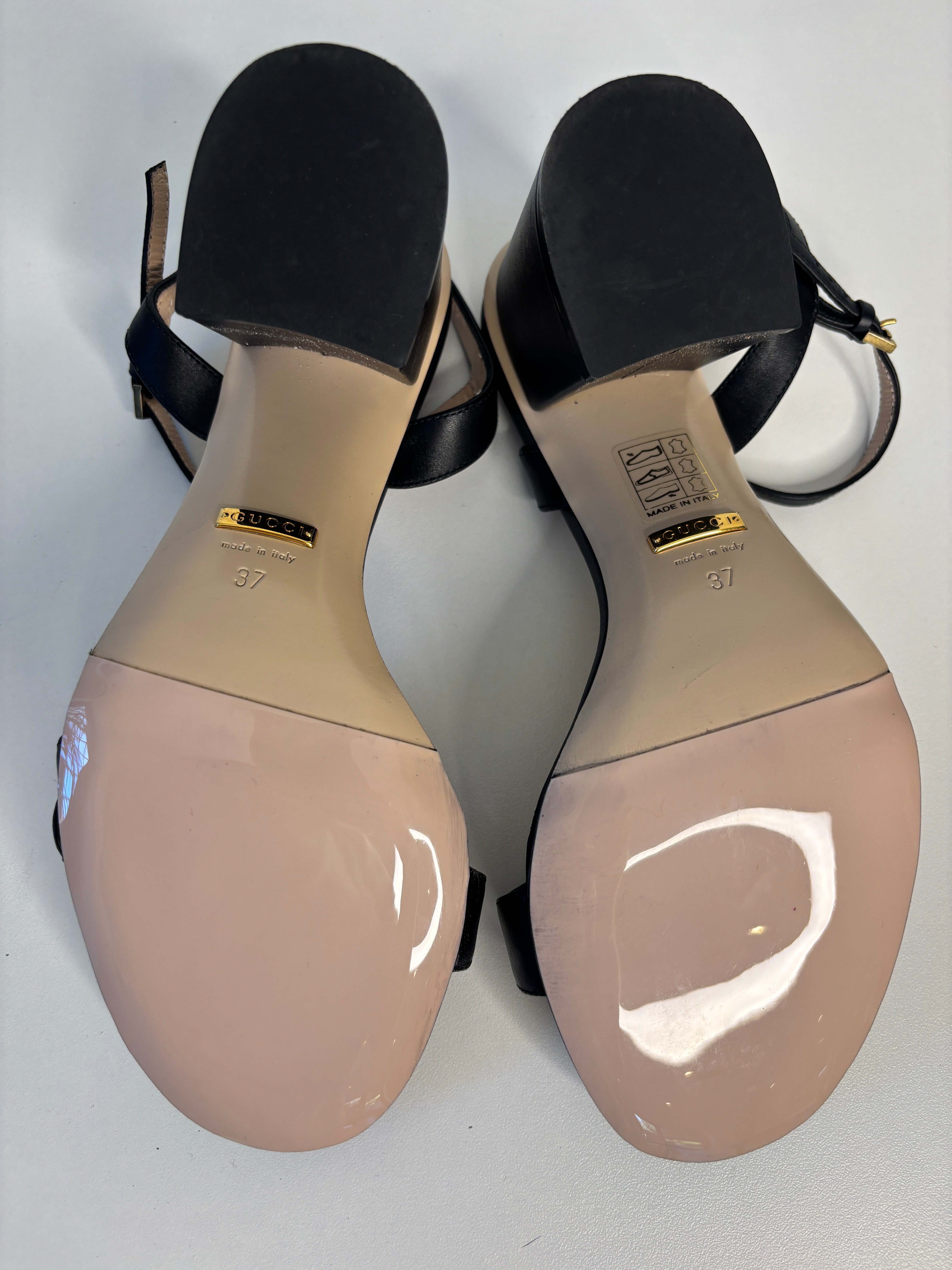 94F835A3-9BCD-4E1C-AB9D-86E431827AAB