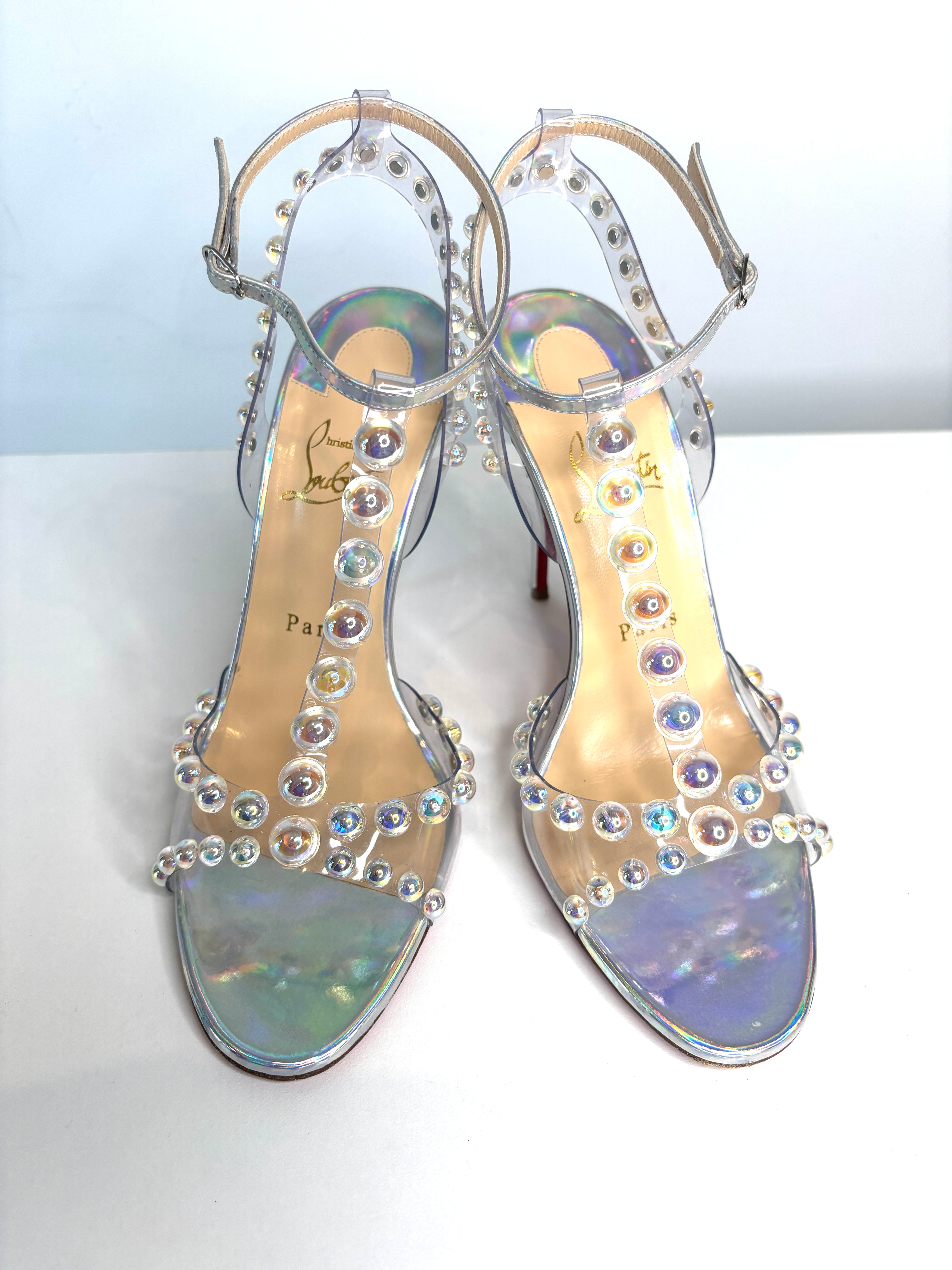 CE5EE60D-0560-4729-B44A-864BDDA013A2