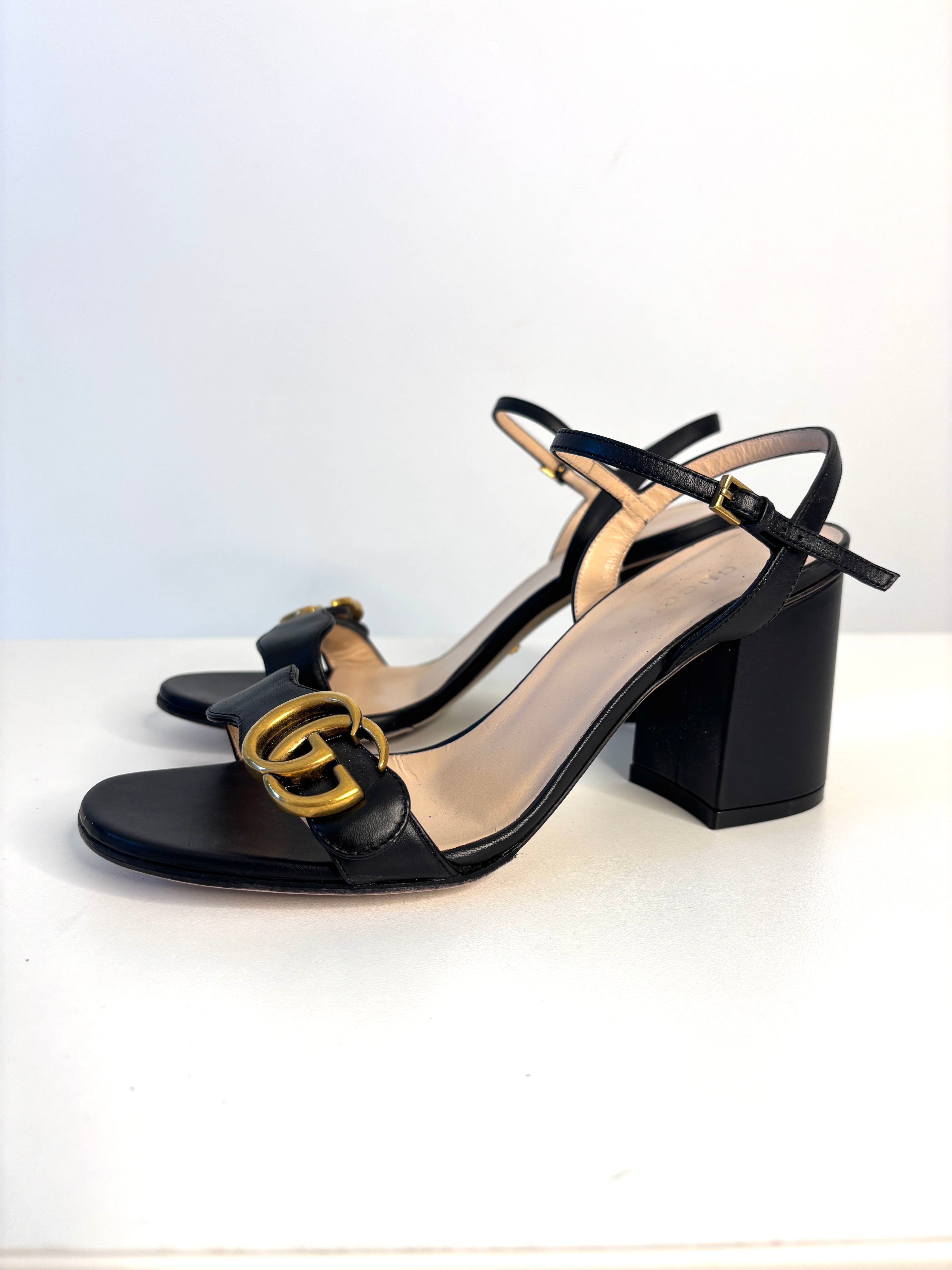 D072FB24-B64F-4C86-AE80-D63F35CFDC77