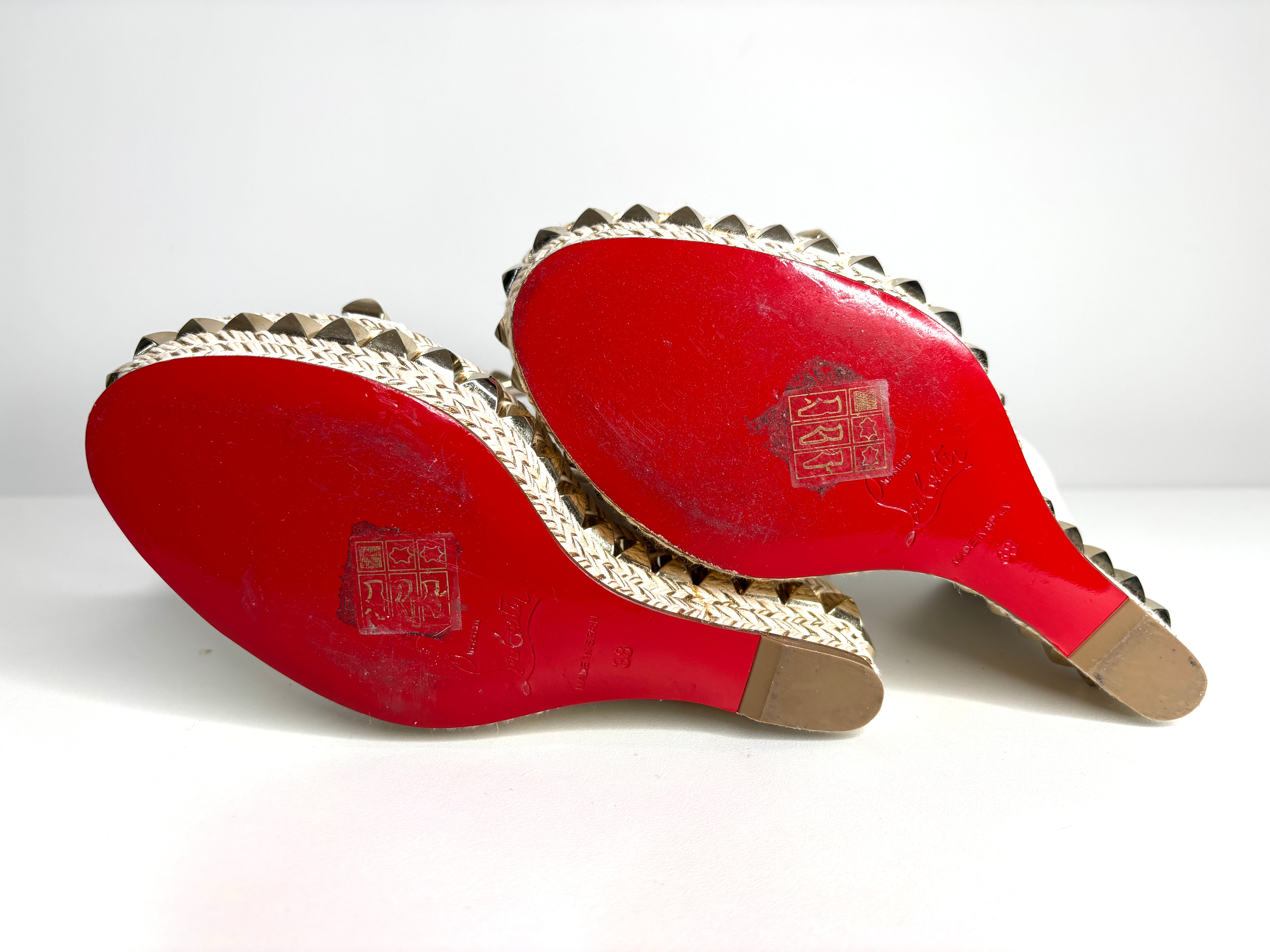 ECE70823-6522-4E73-ADE5-31BF65E25046