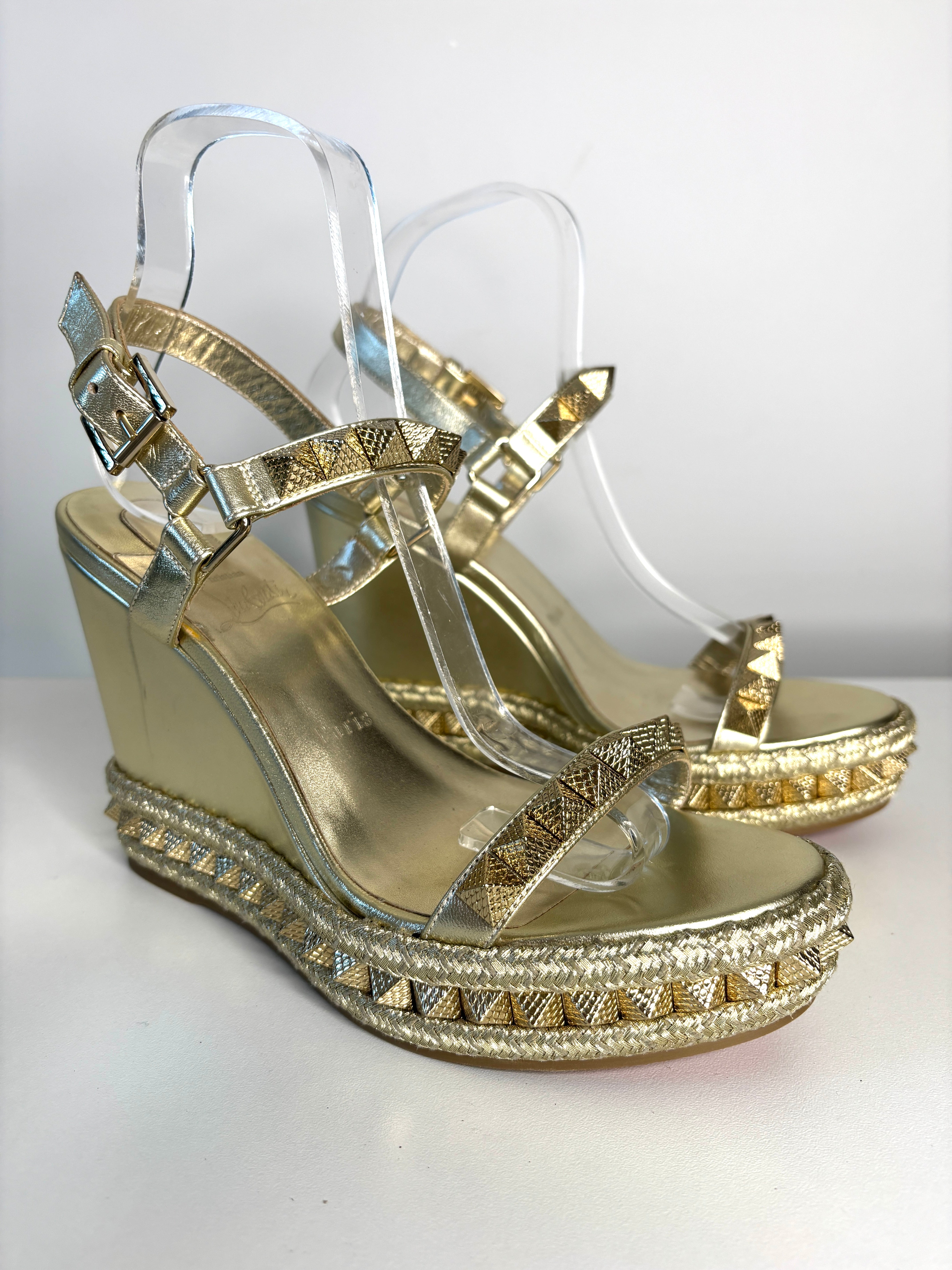 EE556ACF-9CC9-4904-99F7-693C5D4EBD70