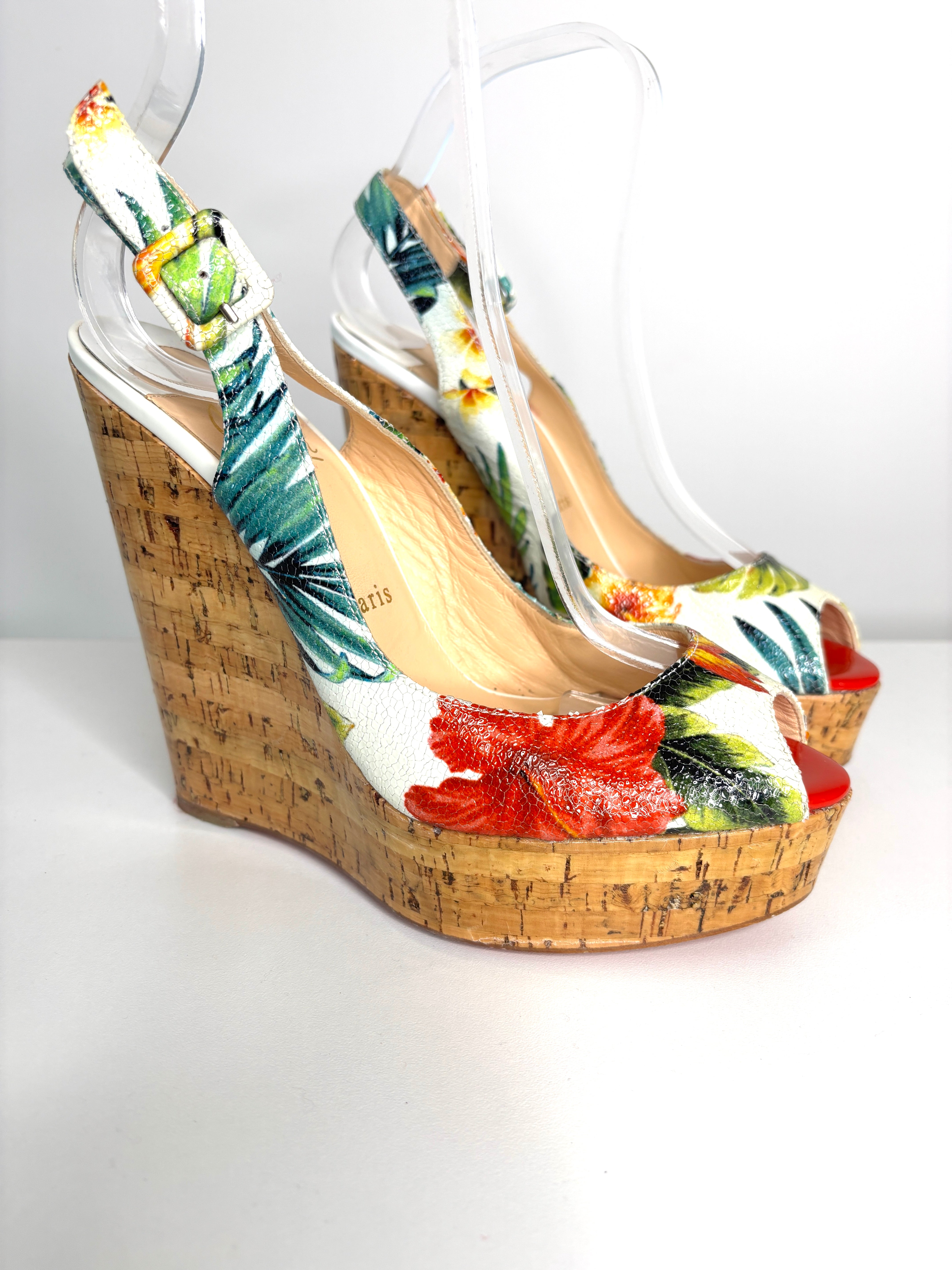 FB7DDEBC-2875-4CEA-B927-54E172657EFA